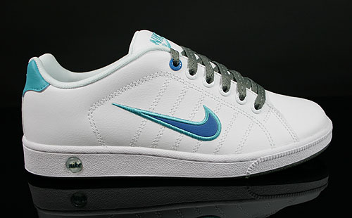 Nike Court Tradition 2