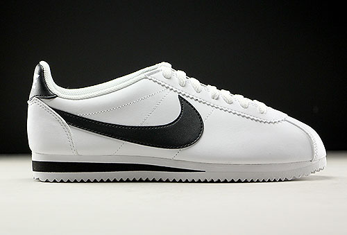 Nike WMNS Classic Cortez Leather wit zwart 807471-101