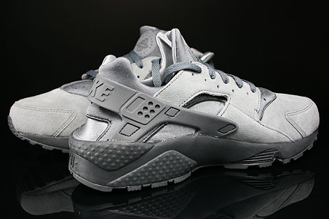 dark gray huaraches