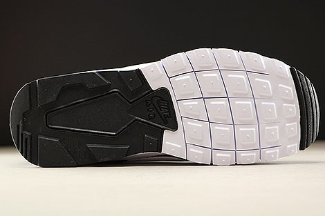 Nike Air Max Motion GS Black White Hyper Pink Laufsohle