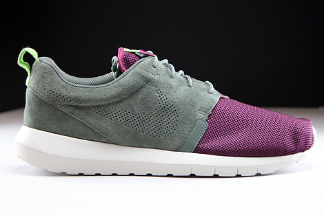 Nike Rosherun NM FB River Rock Villain Red Light Stone Poison Green Rechts