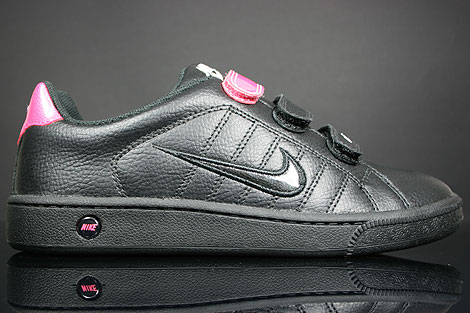 Nike WMNS Court Tradition V2 Schwarz Weiss Rosa